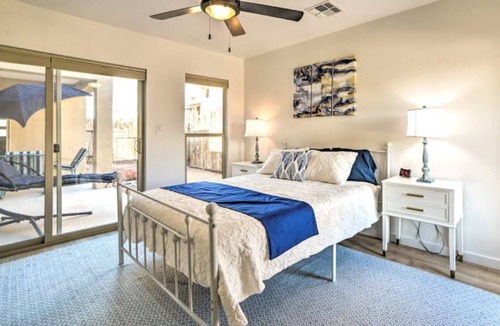 Santa Fe House | Luxury Home with Hot Tub and TONS of Amenities! Pet Friendly!