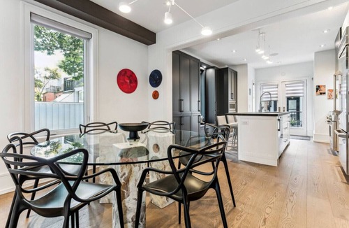 Yorkville House | Luxury Home Yorkville 3bed3bath