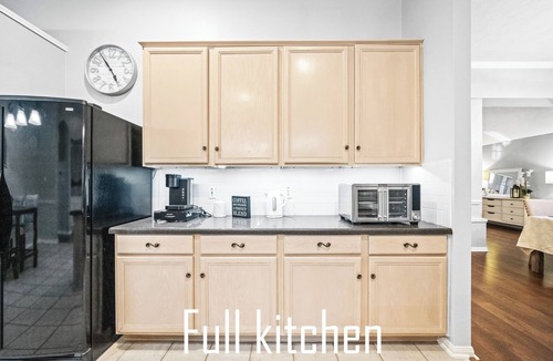 Spring House | Luxury HOUSE 4 BEDROOM & 3 Bath