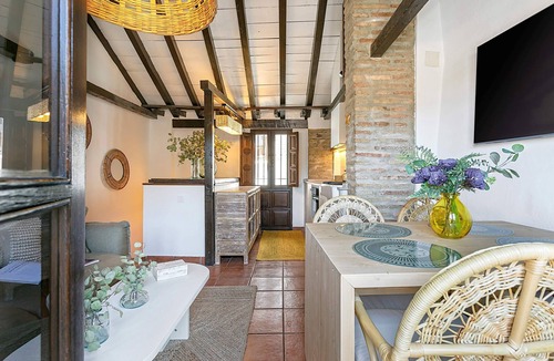 Albaicin Apartment | Luxury house in Granada Center. Reyes II