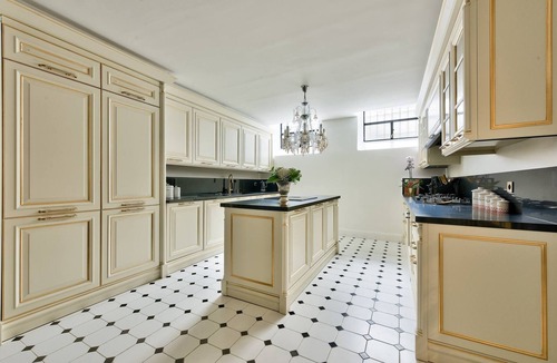 Porte-Dauphine House | Luxury House In The Heart Of Paris - By feel luxury holidays