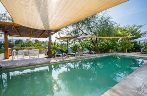 Tequesquitengo Villa | Luxury House with Pool fire Pit & Lake view