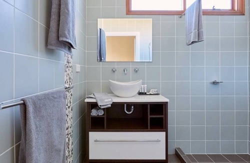 Cessnock House | Luxury Hunter House - Winery Experience