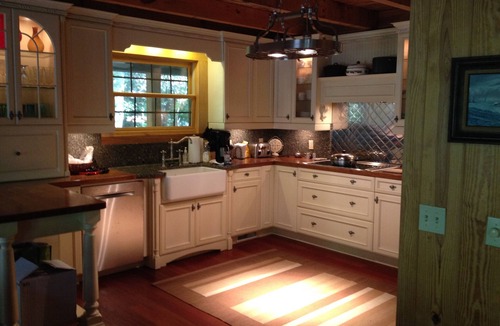 Byrdstown Cabin | Luxury In Nature, Log Cabin In One Of A Kind Location.