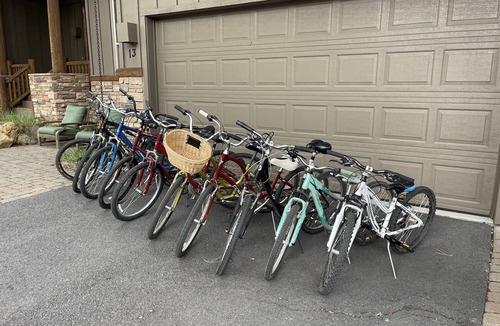 Deer Park House | Luxury in Sunriver- Sleeps 21