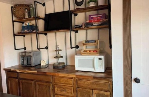 Reed Point Other | Luxury in the country! The Dog- lovin’ Rockin' K offers A/C, WiFi and views!