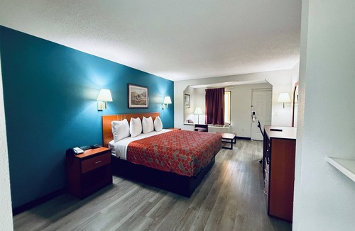 Selma Hotel | Luxury Inn and Suites