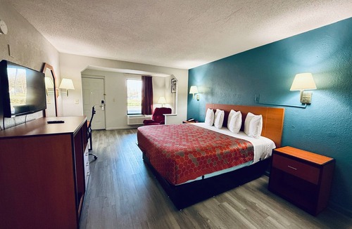 Selma Hotel | Luxury Inn and Suites