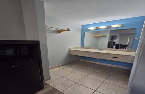 Nacogdoches Hotel | Luxury Inn & Suites and RV Park