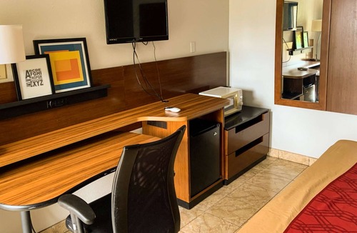 Forrest City Hotel | Luxury Inn & Suites Forrest City