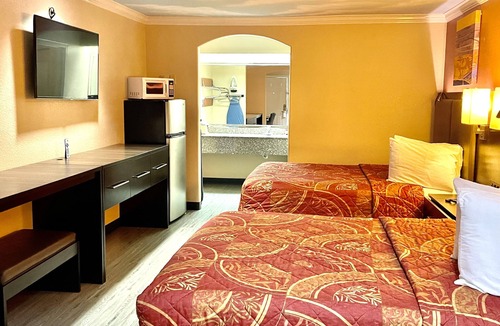 Liberty Hotel | Luxury Inn & Suites Liberty