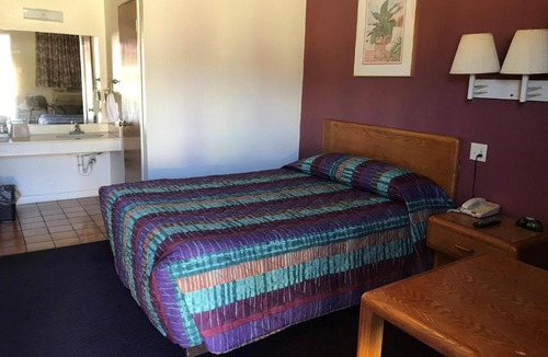 George West Hotel | Luxury Inn