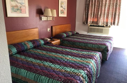 George West Hotel | Luxury Inn