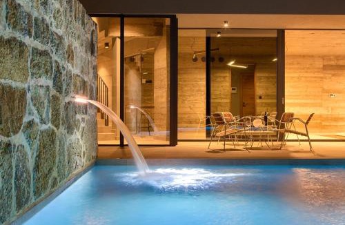 Nenadici Villa | Luxury Jerini House with pool and wellness