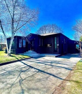 Richmond Hill House | Luxury KIA house G