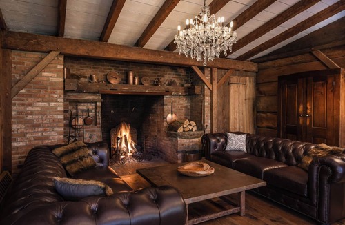 West Dover Resort | Luxury King with balcony