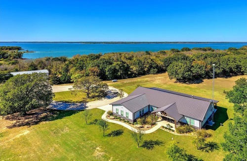 Pilot Point Other | Luxury Lake Farmhouse Retreat - Fishing Pond + Sunset Views
