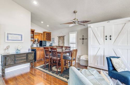 Granbury House | Luxury Lake Granbury Home: Dock, Hot Tub & Decks!