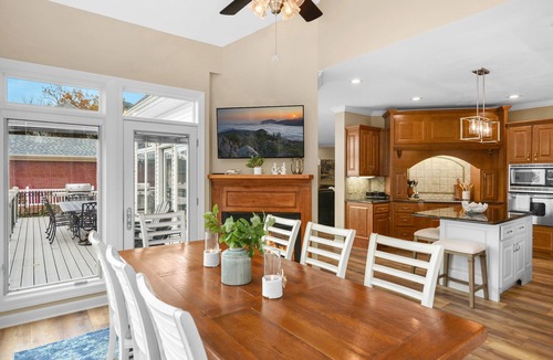 Lutts House | Luxury Lake Home with Million Dollar Views!