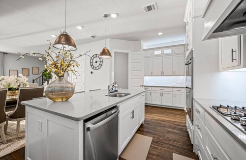 Rowlett House | Luxury Lake House Retreat in Rowlett