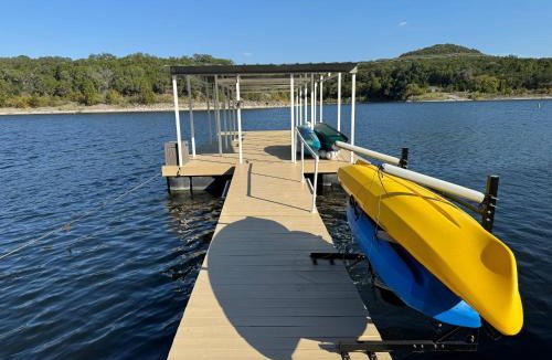 Leander House | Luxury Lake House w/Heated Pool & Multiple Spas
