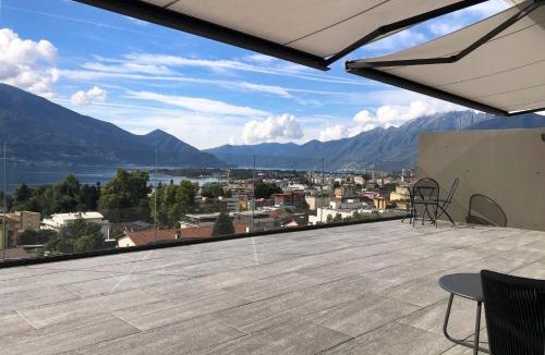 Minusio Apartment | Luxury Lake View Apartment Minusio by HolAp