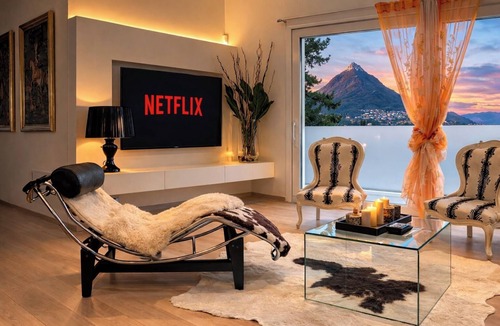 Massagno Apartment | Luxury Lake View Penthouse Jacuzzi & Steam Bath