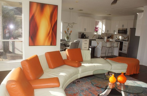 Sydney Harbour Villa | Luxury Lakefront : 10+ Guests : World Cup, Family & Corporate Friendly