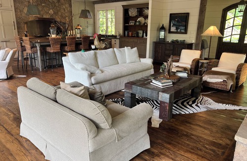 Lakemont House | LUXURY LAKEFRONT 6 BR HOME -LIGHT & BRIGHT-"HIGH 5"