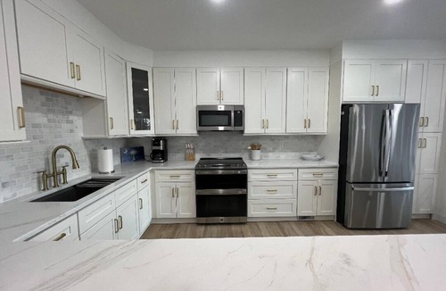 Salem Condo | Luxury Lakefront Condo with Stunning Views and Resort Amenities. NEW LISTING