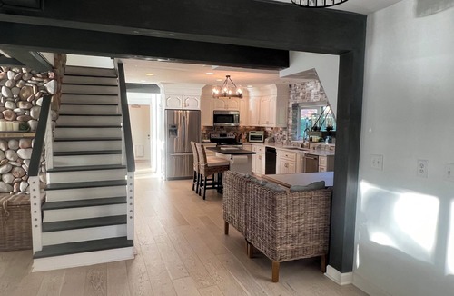 Union Hall House | Luxury Lakefront, Pontoon Boat available