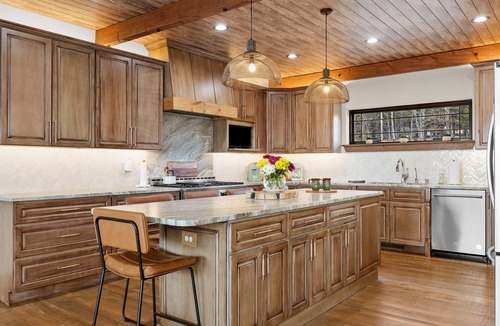 Lampe House | Luxury Lakefront! Private Pool, Hot Tub & Views