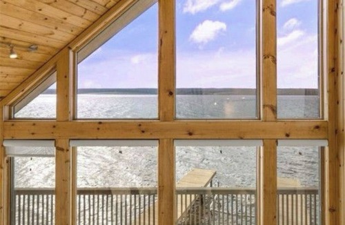 Town of Ledyard House | Luxury Lakefront Retreat | Huge Dock!