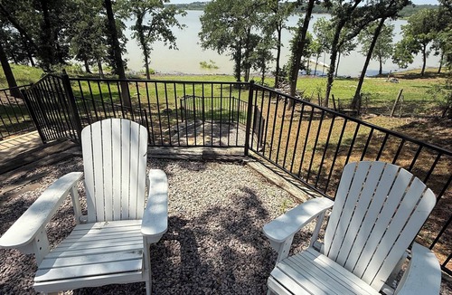 Hickory Creek House | Luxury Lakefront close to The Olana, Universal Studio and FIFA
