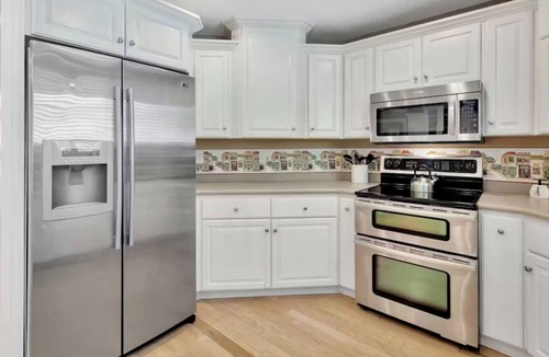 Winter Haven House | Luxury Lakehouse on Lake Ruby - Dock - Game Room - Near Legoland