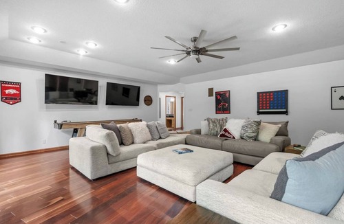 Hot Springs Village House | Luxury Lakehouse with 180° Lake Views
