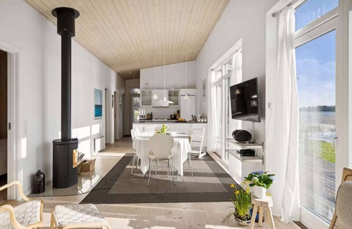 Havelse Apartment | Luxury Lakeside Retreat