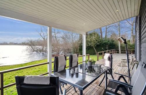 Havelse Apartment | Luxury Lakeside Retreat
