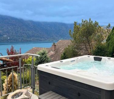 Niederried bei Interlaken Ski Chalet | Luxury Lakeview Chalet with AC & SPA near Interlaken