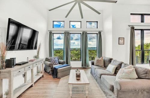 Point Venture House | Luxury Lakeview Home w/Pool & Beach Access! - Not Active