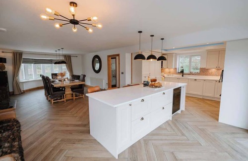 Langtoft House | Luxury Langtoft Stud - Sleeps 10