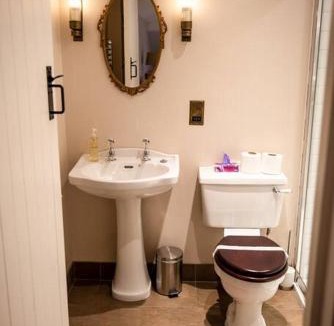 Bailliesmill House | Luxury Large Group Accommodation with Hot Tub