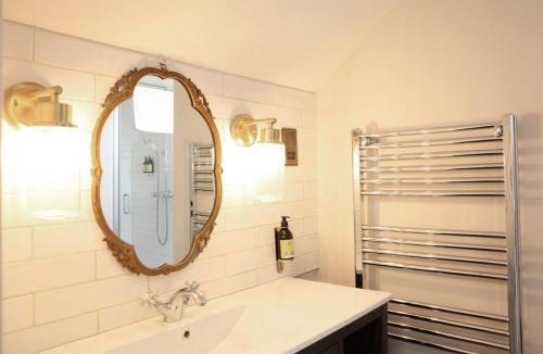 Bailliesmill House | Luxury Large Group Accommodation with Hot Tub