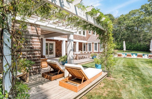 Amagansett North House | Luxury Living in Amagansett with Private Pool, Deck & Chic Interiors