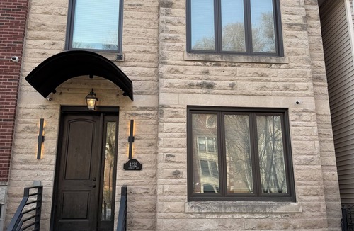 Grand Boulevard House | Luxury Living in Bronzeville with Oversized Rooftop