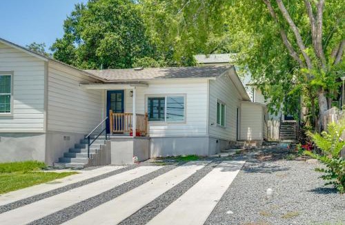 Rosewood House | Luxury Living Minutes From Downtown!