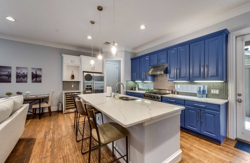 Knox - Henderson House | Luxury Living - Uptown Dallas - Sleeps 8!