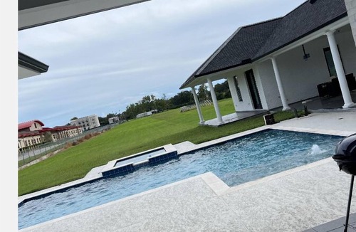 Saint Bernard House | Luxury living
