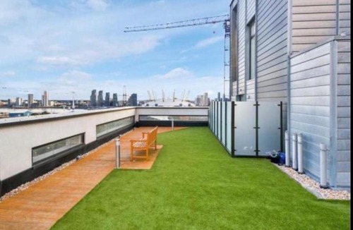 Moffat Apartment | Luxury Lodge Excel London