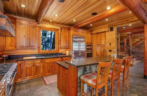 Government Camp House | Luxury Lodge with Hot Tub